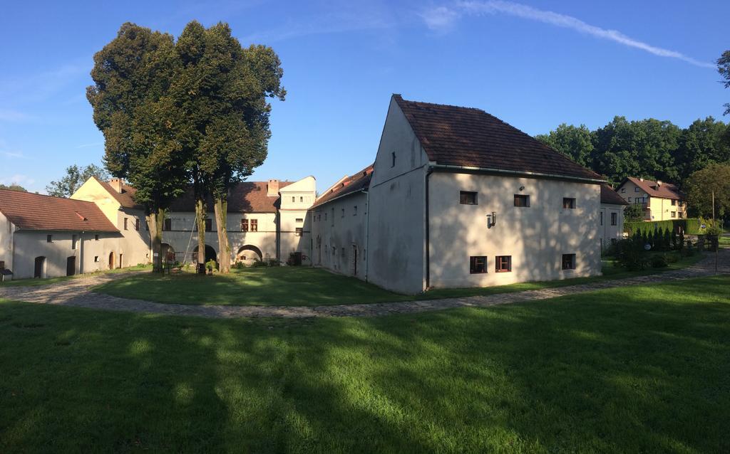 Zamek W Dziegielowie Exterior foto